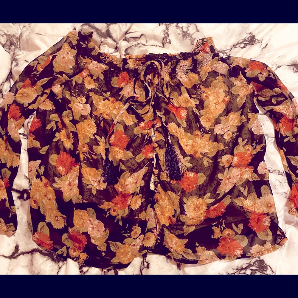 Cute blouse